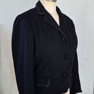 Best & Co, Fifth Ave. N. Y. Vtg. Buttoned Up Jacket